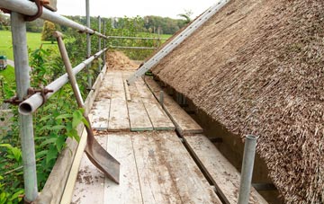 advantages of Camas Luinie thatch roofing